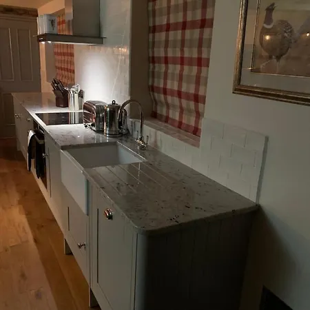 度假居 Luxury Boutique Country With Hot Tub