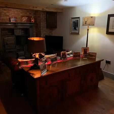 Luxury Boutique Country With Hot Tub *